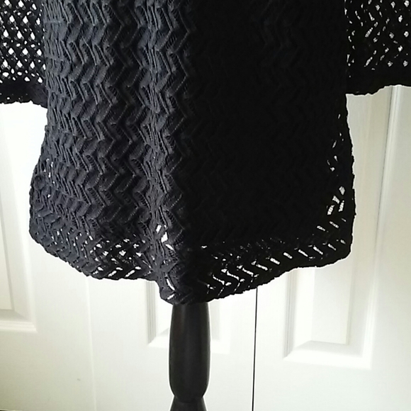 Black tunic-2 layers - Picture 3 of 8